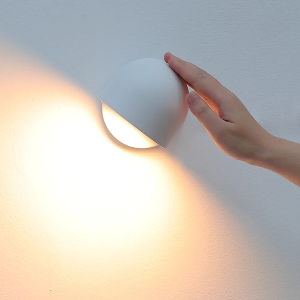 Rotatable LED Wall Lamp